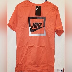 Nike Men's Graphic Orange Tee